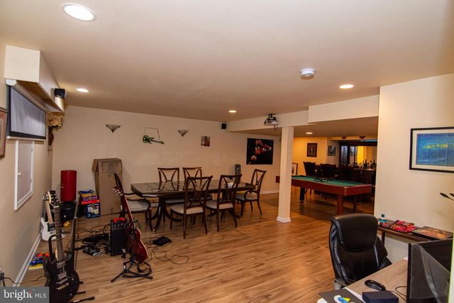 1410 MERLIN CIR, Audubon, PA 19403