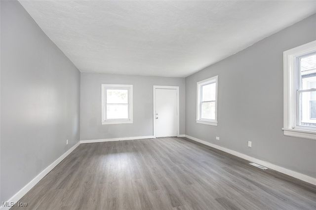 7805 Elton Avenue, Cleveland, OH 44102