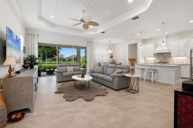 4209 MIDNIGHT BLUE RUN, Bradenton, FL 34211