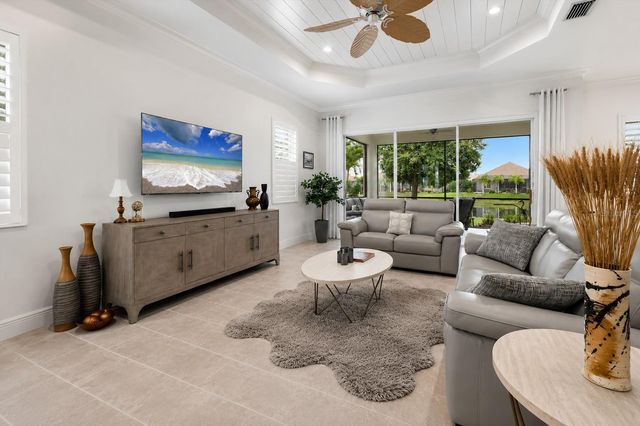 4209 MIDNIGHT BLUE RUN, Bradenton, FL 34211