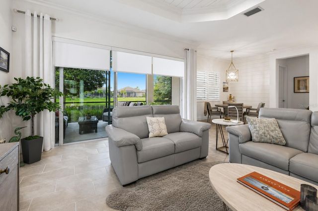 4209 MIDNIGHT BLUE RUN, Bradenton, FL 34211