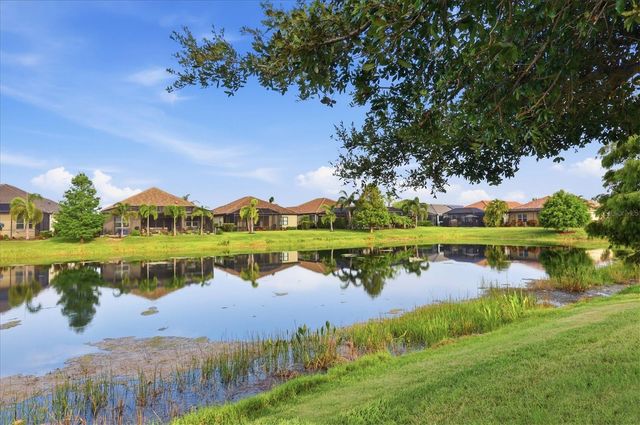 4209 MIDNIGHT BLUE RUN, Bradenton, FL 34211