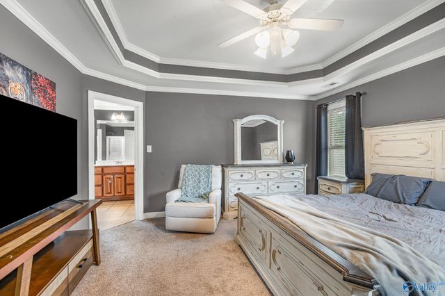 1304 Gypsy Trail SW, Hartselle, AL 35640