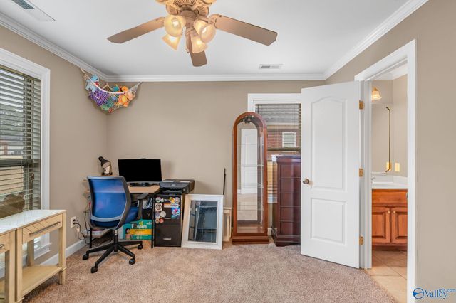 1304 Gypsy Trail SW, Hartselle, AL 35640