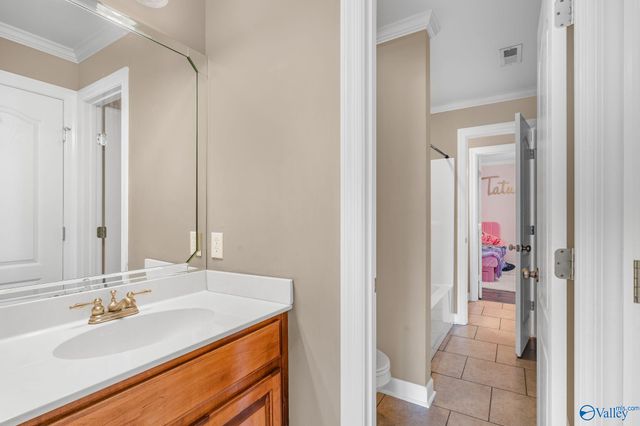 1304 Gypsy Trail SW, Hartselle, AL 35640