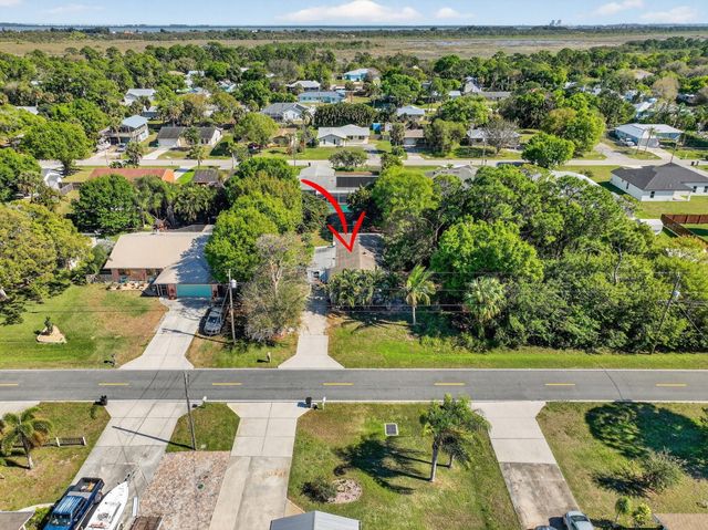 5210 Palm Drive, Fort Pierce, FL 34982