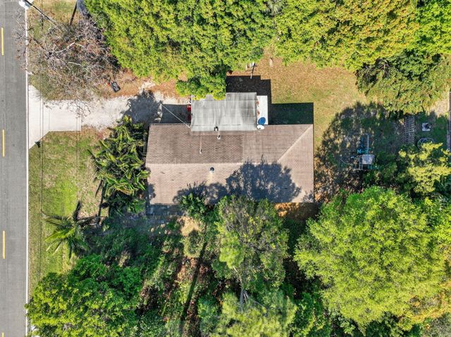 5210 Palm Drive, Fort Pierce, FL 34982