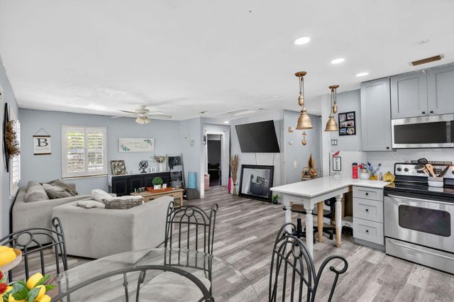 5210 Palm Drive, Fort Pierce, FL 34982