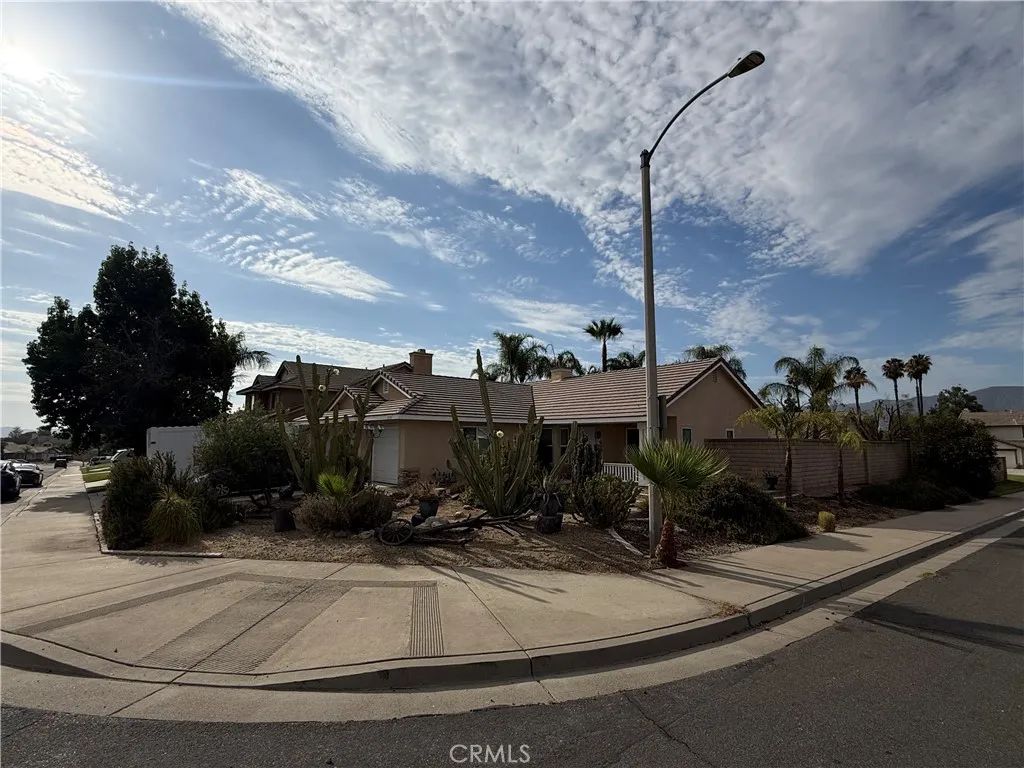 15153 Etienne, Lake Elsinore, CA 92530