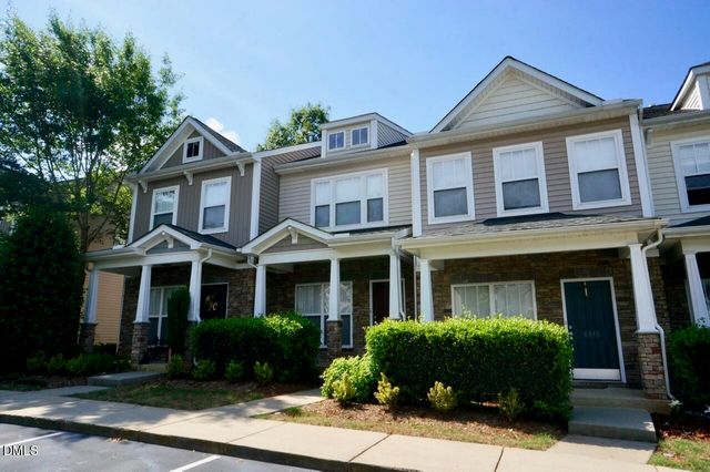 8817 Orchard Grove Way, Raleigh, NC 27612