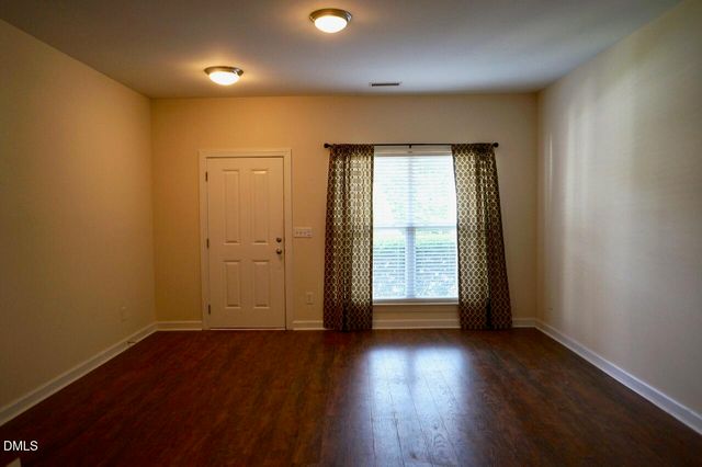 8817 Orchard Grove Way, Raleigh, NC 27612