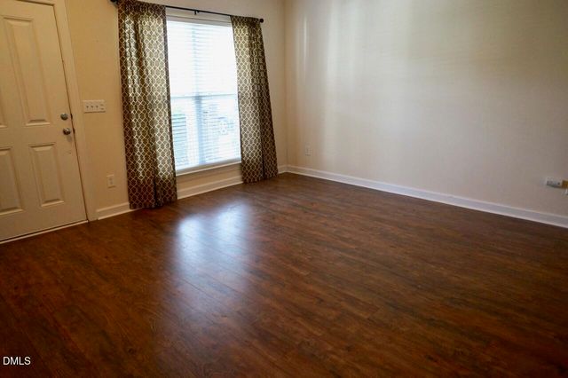 8817 Orchard Grove Way, Raleigh, NC 27612