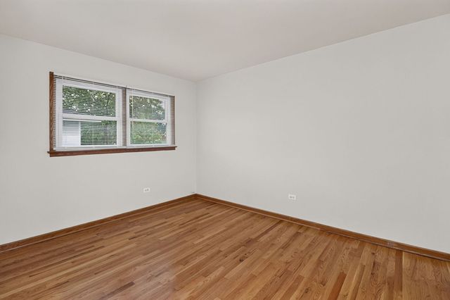 517 Barnsdale Road A, La Grange Park, IL 60526