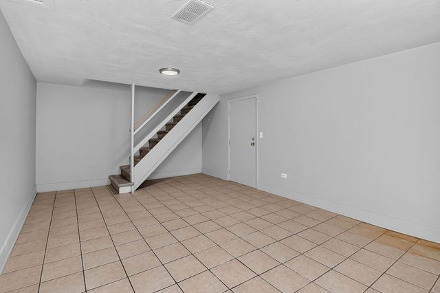 517 Barnsdale Road A, La Grange Park, IL 60526