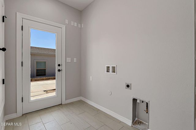 3732 Model Lane, El Paso, TX 79938