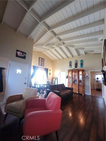 9236 Mango, Fontana, CA 92335