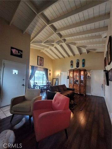 9236 Mango, Fontana, CA 92335