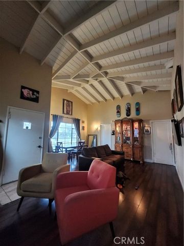 9236 Mango, Fontana, CA 92335