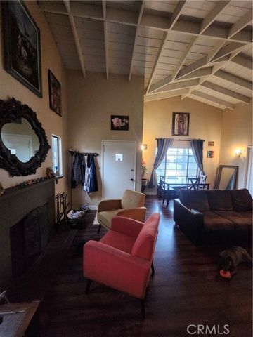 9236 Mango, Fontana, CA 92335