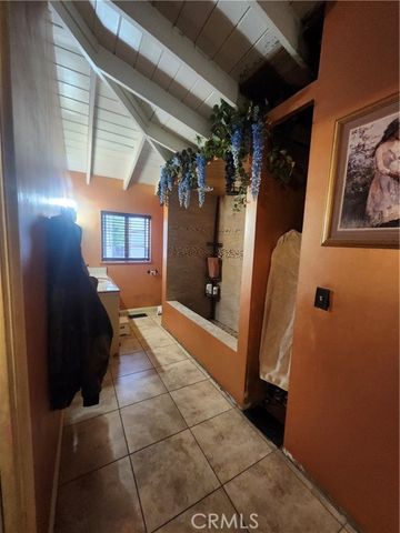 9236 Mango, Fontana, CA 92335