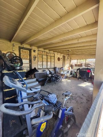 9236 Mango, Fontana, CA 92335