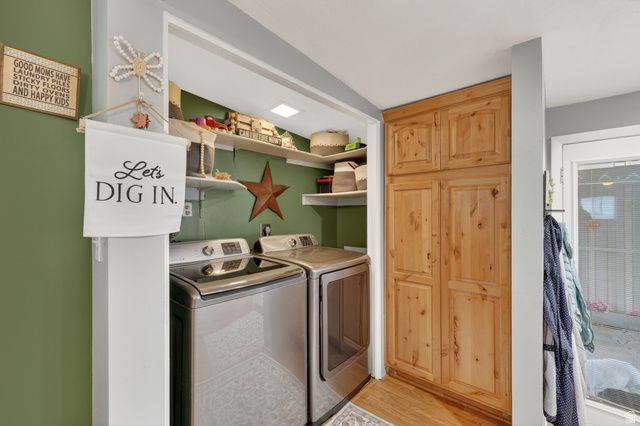 5345 S ALPINE DR, Murray, UT 84107