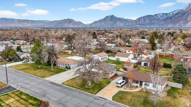 5345 S ALPINE DR, Murray, UT 84107