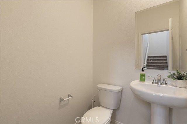 4229 E Carmel Privado, Ontario, CA 91761