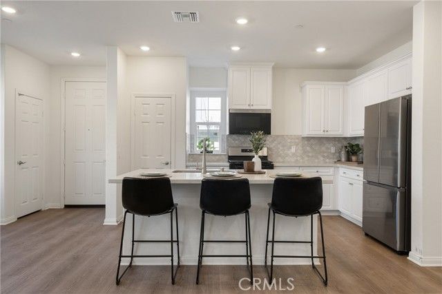 4229 E Carmel Privado, Ontario, CA 91761