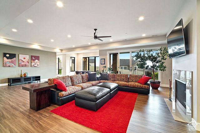 3196 E 25 S, Layton, UT 84040