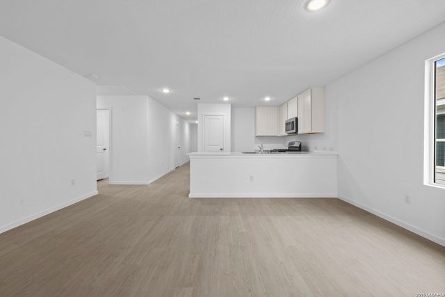 1850 Stonechat, New Braunfels, TX 78130