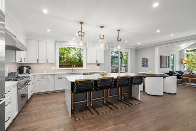 1058 Beacon Street 2, Newton, MA 02459