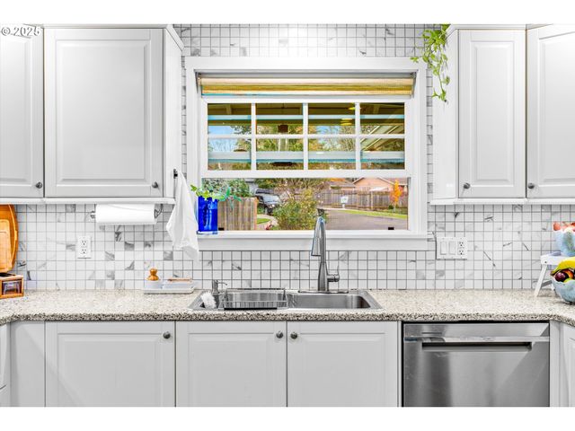 10410 Sw SERENE Pl, Wilsonville, OR 97070