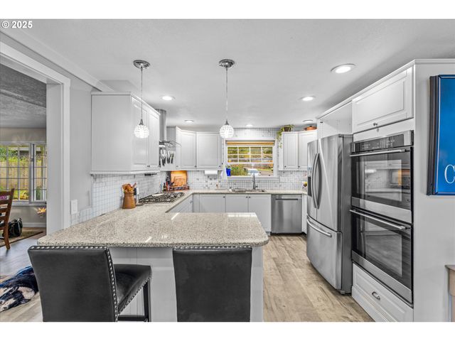 10410 Sw SERENE Pl, Wilsonville, OR 97070