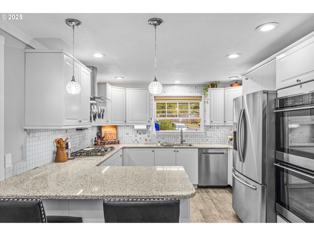 10410 Sw SERENE Pl, Wilsonville, OR 97070