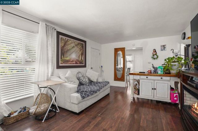 103 Madoline St, Pittsburg, CA 94565