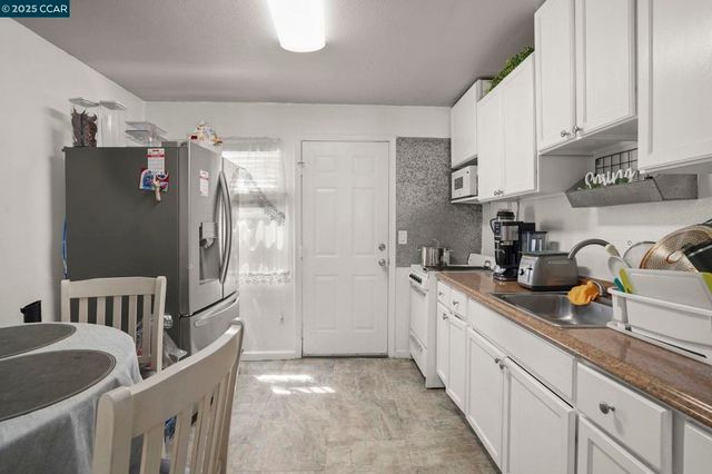 103 Madoline St, Pittsburg, CA 94565