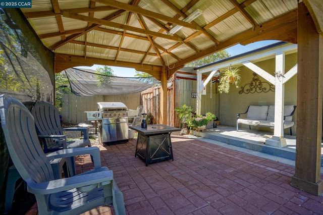 103 Madoline St, Pittsburg, CA 94565