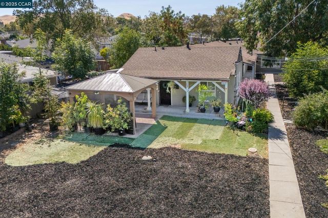 103 Madoline St, Pittsburg, CA 94565