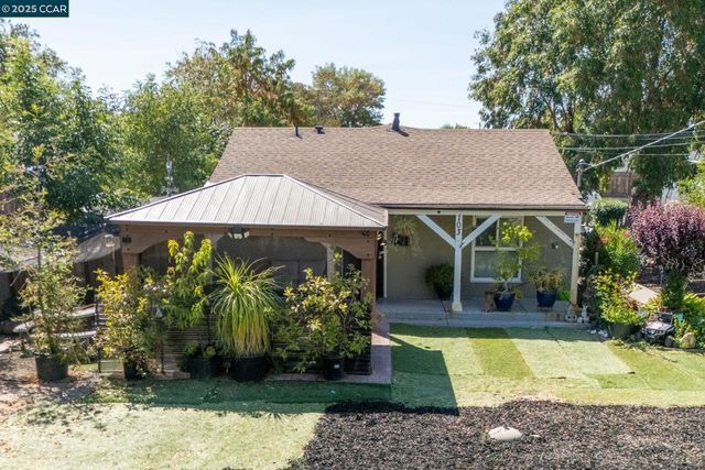 103 Madoline St, Pittsburg, CA 94565