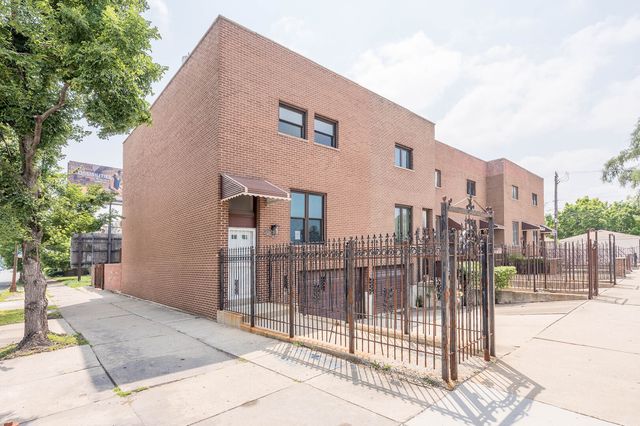 9501 S Racine Avenue, Chicago, IL 60643