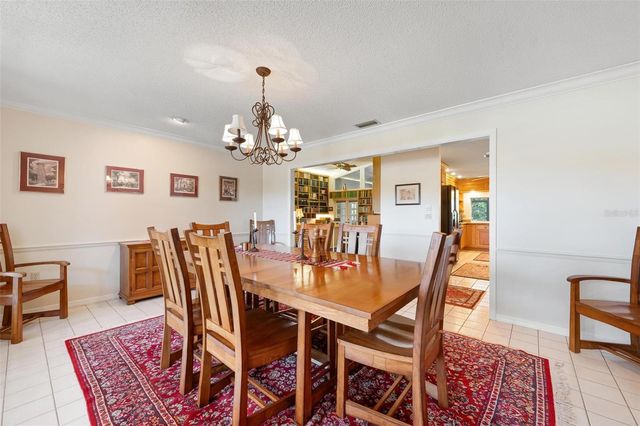 6964 COUNTRY LAKES CIRCLE, Sarasota, FL 34243