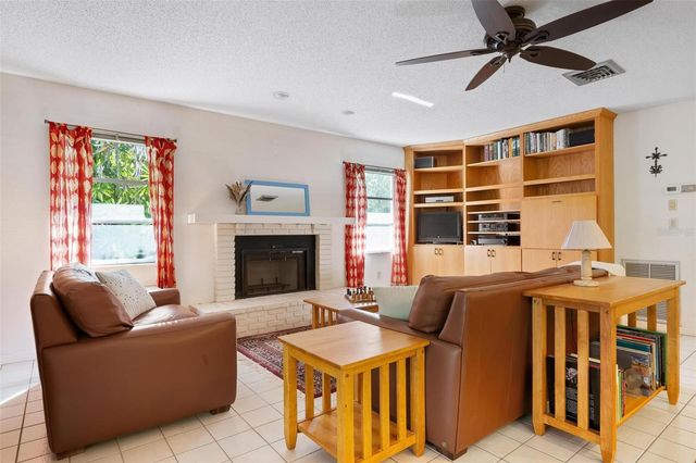 6964 COUNTRY LAKES CIRCLE, Sarasota, FL 34243