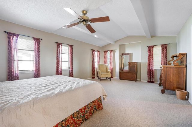 6964 COUNTRY LAKES CIRCLE, Sarasota, FL 34243