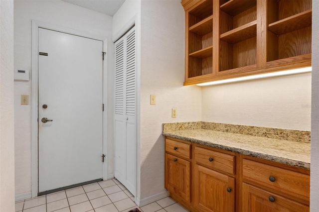 6964 COUNTRY LAKES CIRCLE, Sarasota, FL 34243