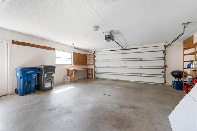 6964 COUNTRY LAKES CIRCLE, Sarasota, FL 34243