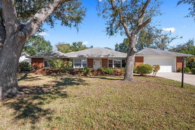 6964 COUNTRY LAKES CIRCLE, Sarasota, FL 34243