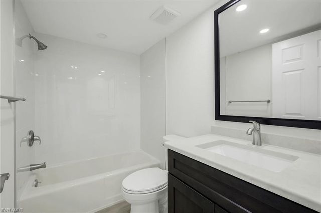 15011 Punta Rassa RD 403, Fort Myers, FL 33908