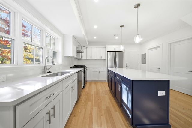 50 N. Payne St 6, Quincy, MA 02169