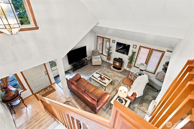 240 E Channel Drive, Allyn, WA 98524